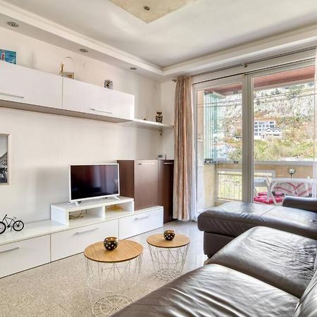 Cozy Nest Apartment- Central And Seaboard With Elevator 科托尔 外观 照片