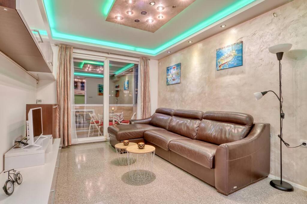 Cozy Nest Apartment- Central And Seaboard With Elevator 科托尔 外观 照片