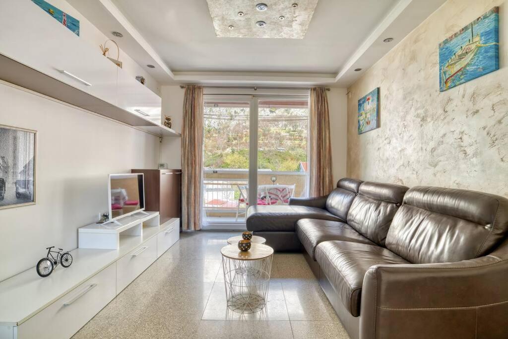 Cozy Nest Apartment- Central And Seaboard With Elevator 科托尔 外观 照片