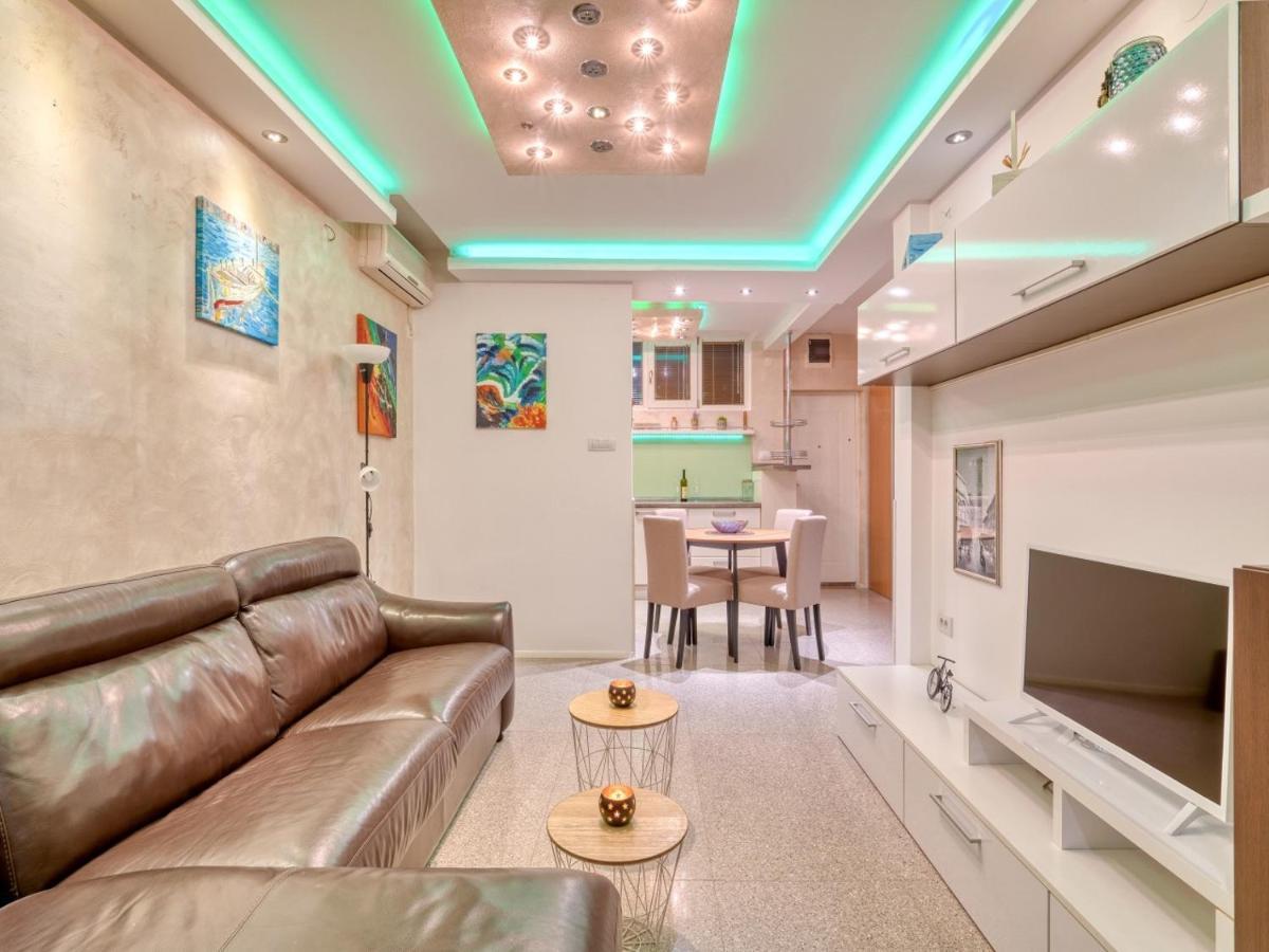 Cozy Nest Apartment- Central And Seaboard With Elevator 科托尔 外观 照片