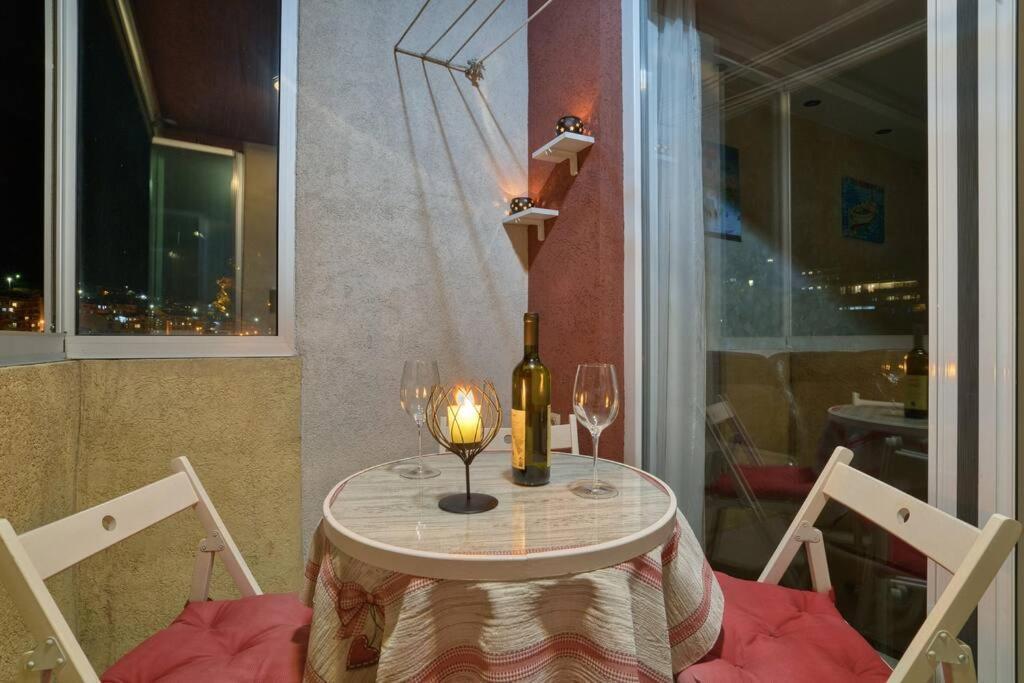 Cozy Nest Apartment- Central And Seaboard With Elevator 科托尔 外观 照片